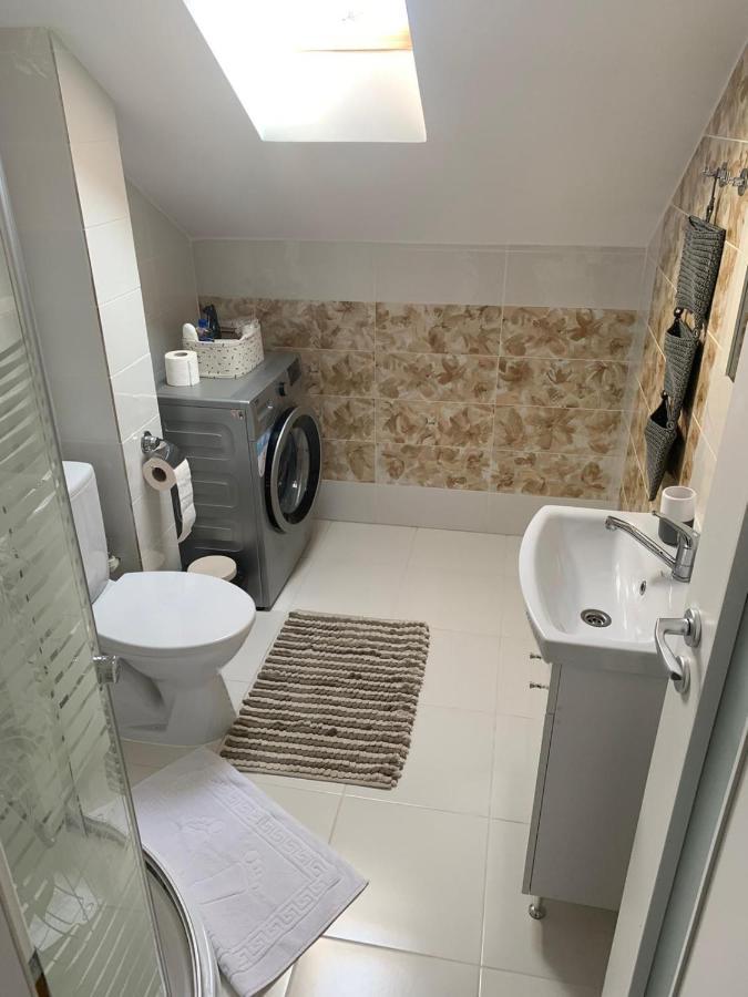 Simona Apartament Palas Mall Iasi Extérieur photo