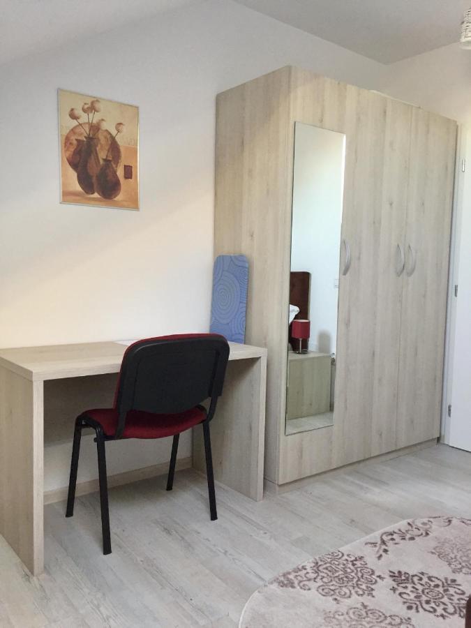 Simona Apartament Palas Mall Iasi Extérieur photo